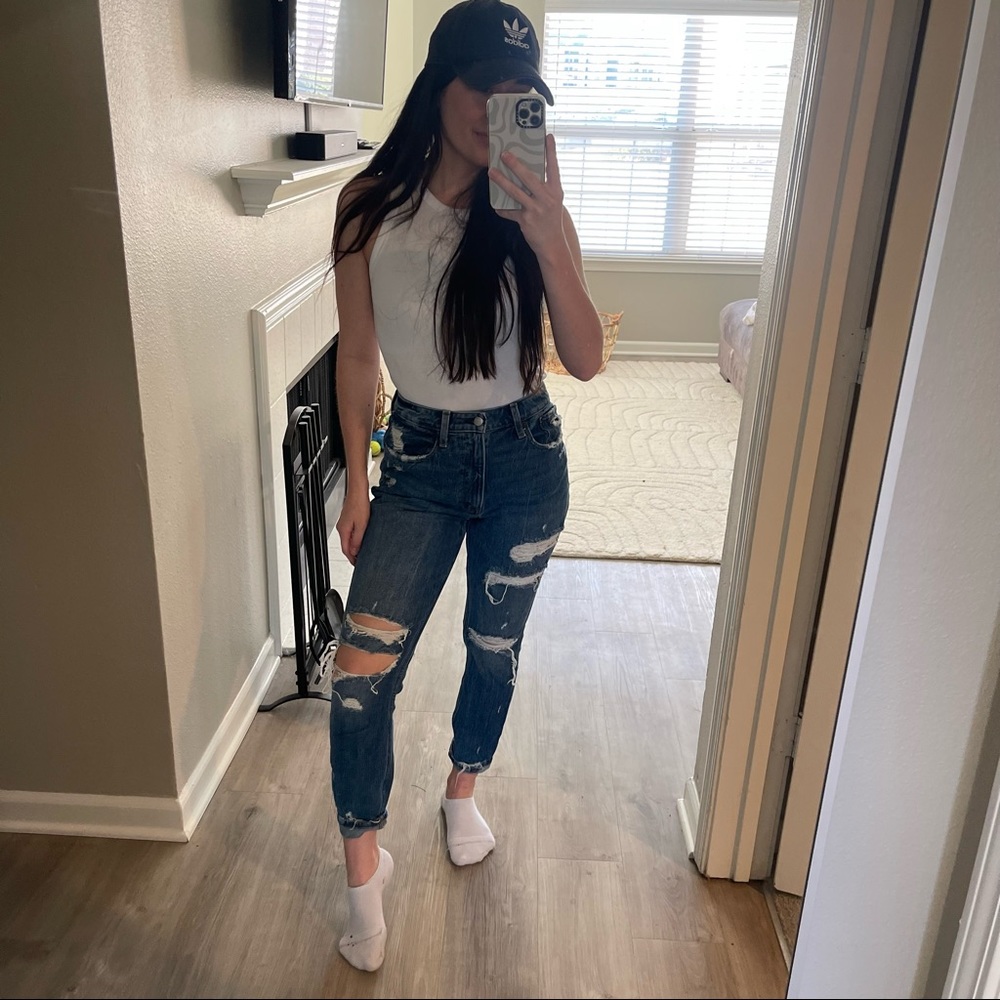 Abercrombie Curve Love Mom Jeans!